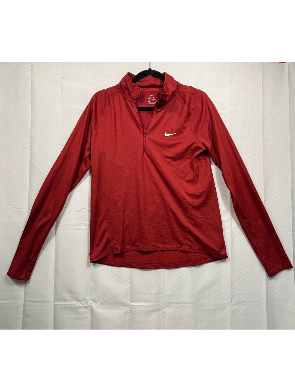 Nike Dri-FIT Red Long Sleeve Athletic Pullover Shirt Medium